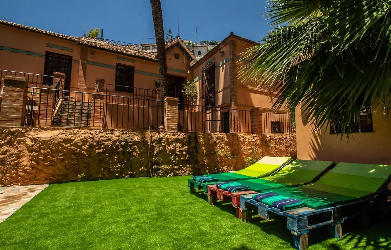Villa Regionalista 1919: Seaside Retreat with Heated Pool Malaga
