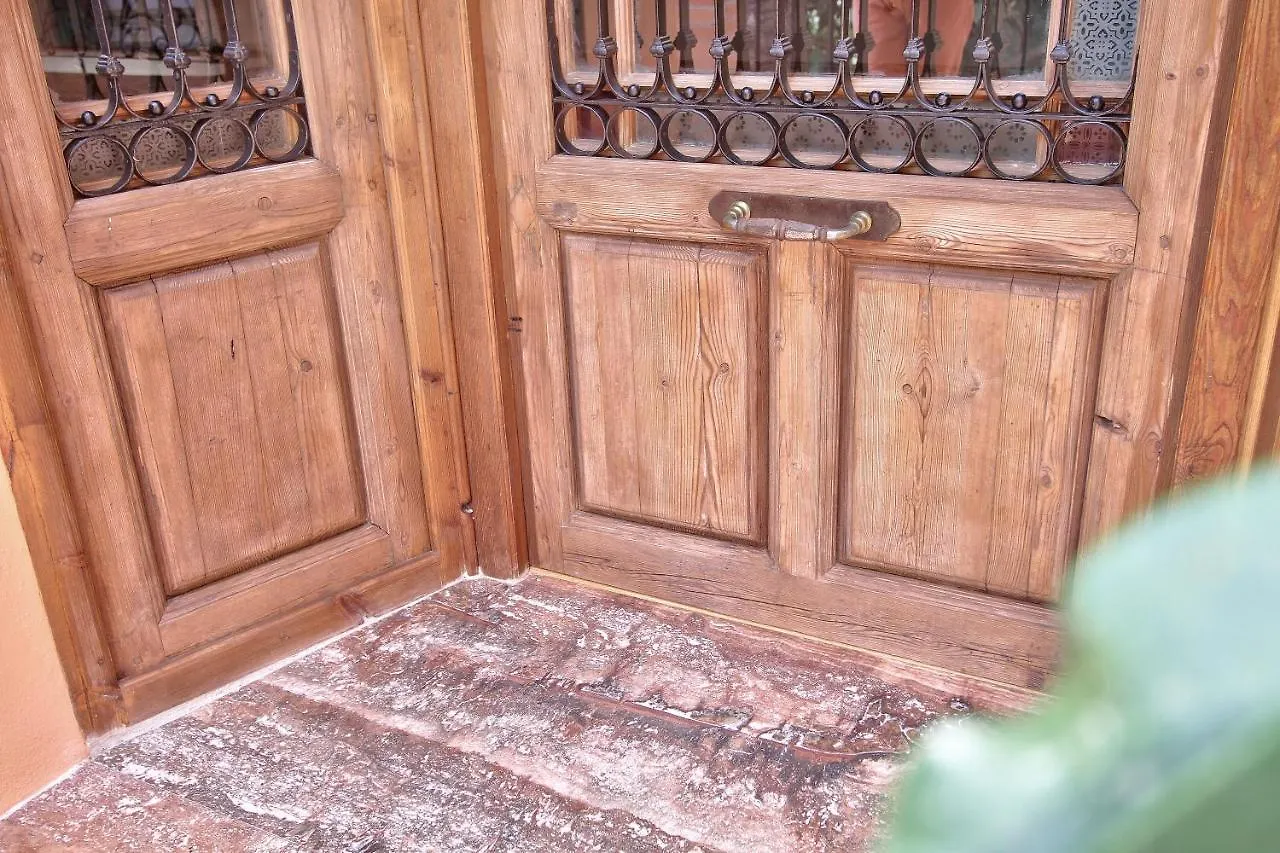 Villa Regionalista 1919: Seaside Retreat with Heated Pool Malaga