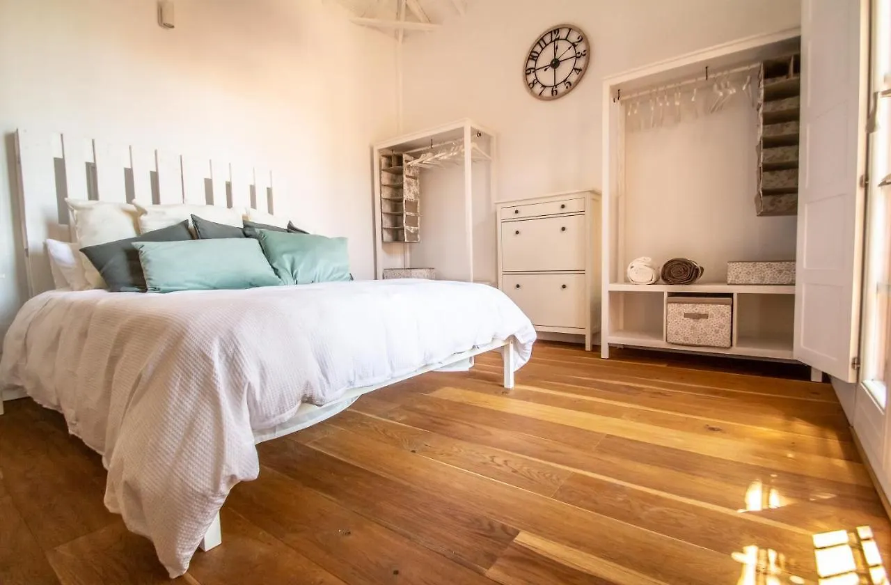 Villa Regionalista 1919: Seaside Retreat with Heated Pool Malaga